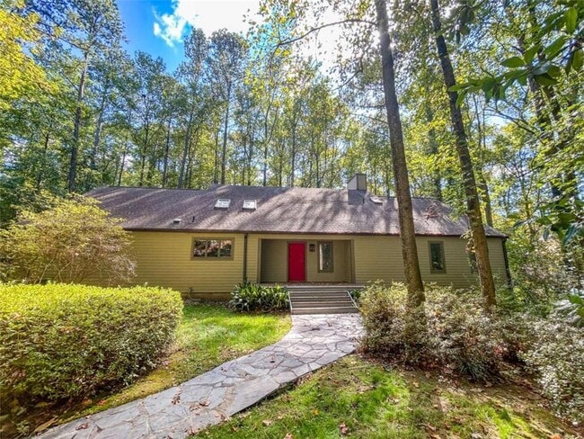 Building Photo - 6480 Burdett Dr NW