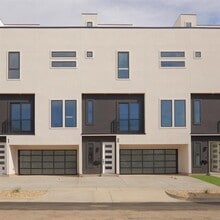 Building Photo - 4200 Munger Ave