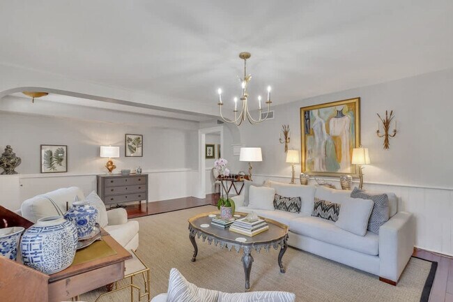 Foto del edificio - 9 W Gordon St