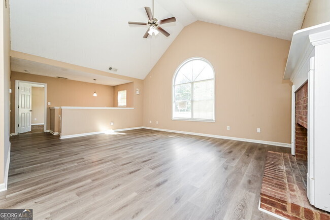 Building Photo - 543 Brewer Dr
