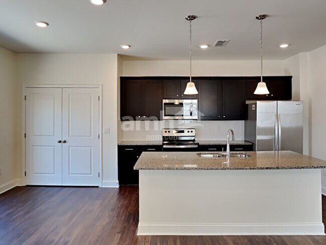 Foto del edificio - 593 Smt Vw Ln