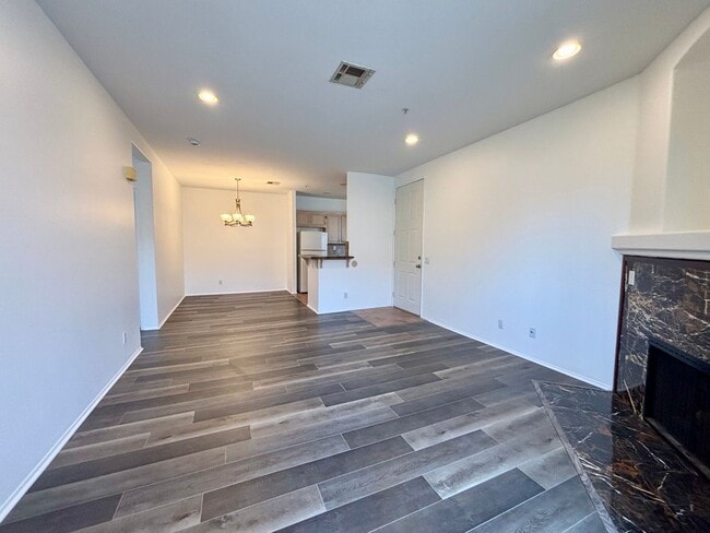 Building Photo - Beautiful Rancho San Diego Condo In Reming...