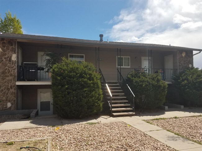 Building Photo - 1163 Cree Dr