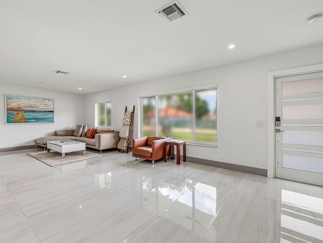 Building Photo - 16010 NW 37th Ct