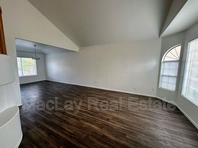 Photo - 1392 W. Morelos St. House