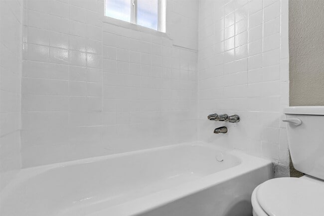 Foto del edificio - 1423 Hawthorne St