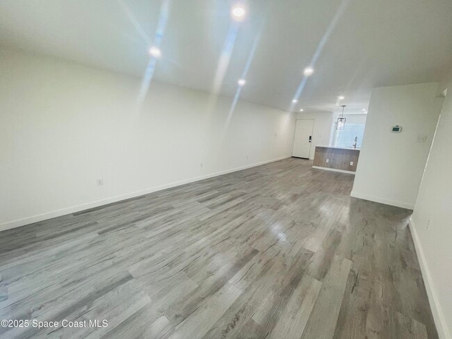 Building Photo - 1515 Huntington Ln