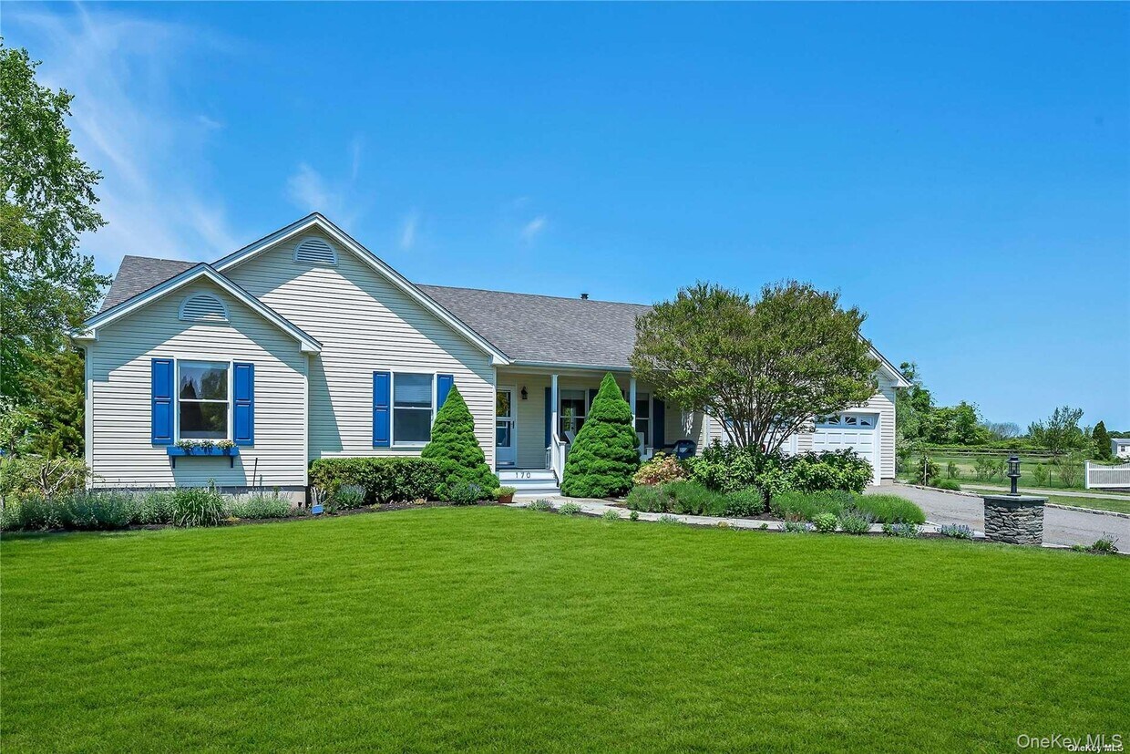 Foto principal - 170 Vineyard Way