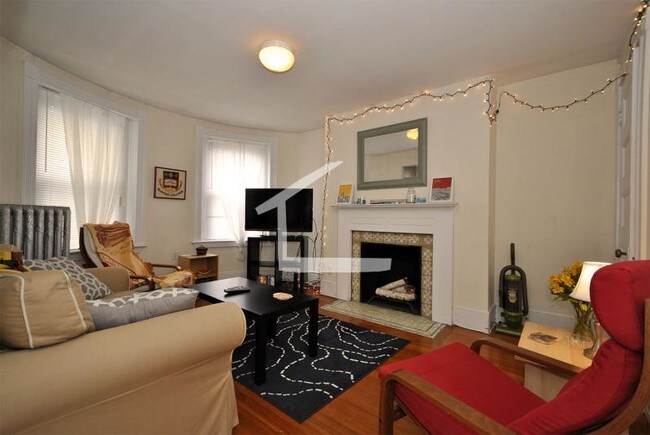 Foto del edificio - 32 Linden St