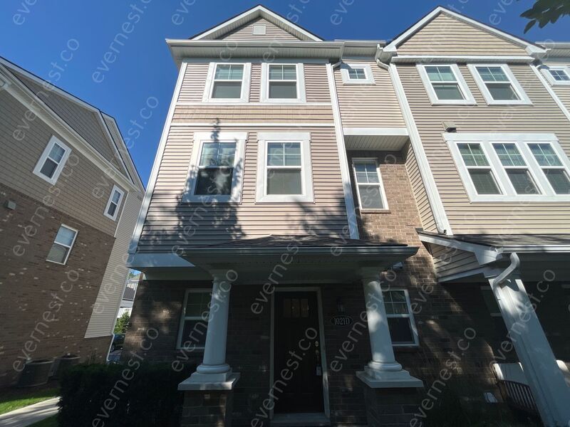 1021 N Sherman Dr Unit D, Royal Oak, MI 48067 Condo for Rent in Royal
