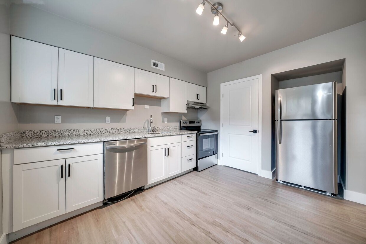 Primary Photo - Brand New 2 bedroom Remodel with parking