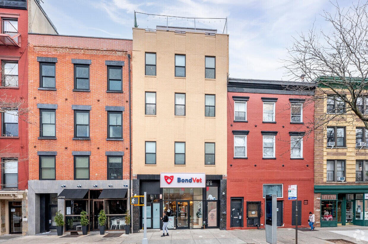 Foto principal - 217 Court St
