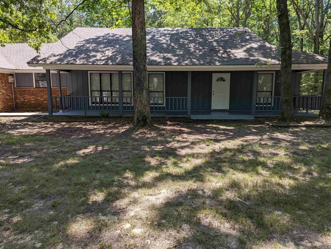 Primary Photo - 6707 Country Ln