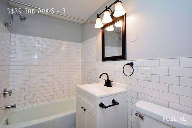 Building Photo - 3139 3rd Ave S