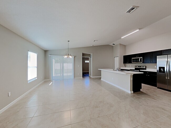 Foto del edificio - 881 SE Carnival Avenue
