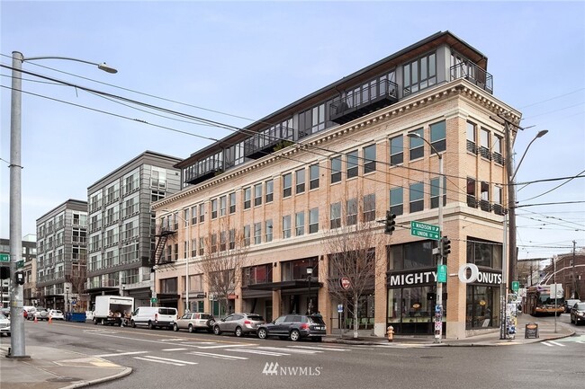 Building Photo - 1408-1412 12th Ave