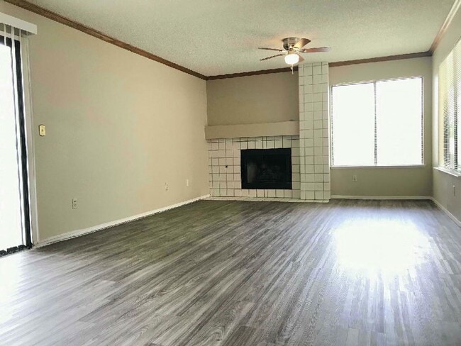 Foto del edificio - 3209 Ventana Hills Dr
