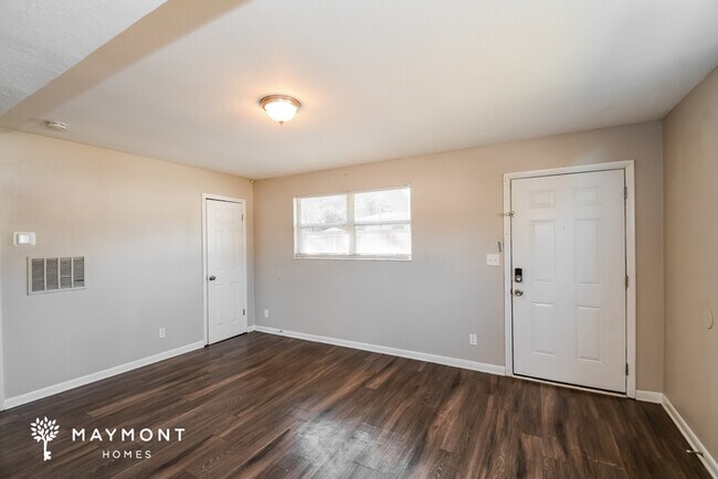 Building Photo - 6916 Jack Horner Ln