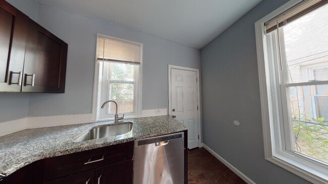 Building Photo - 1249 S Greylock St
