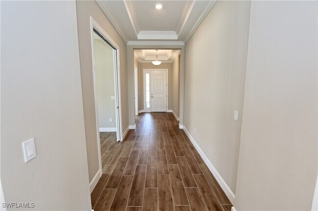 Foto del edificio - 8437 Rosa Ct