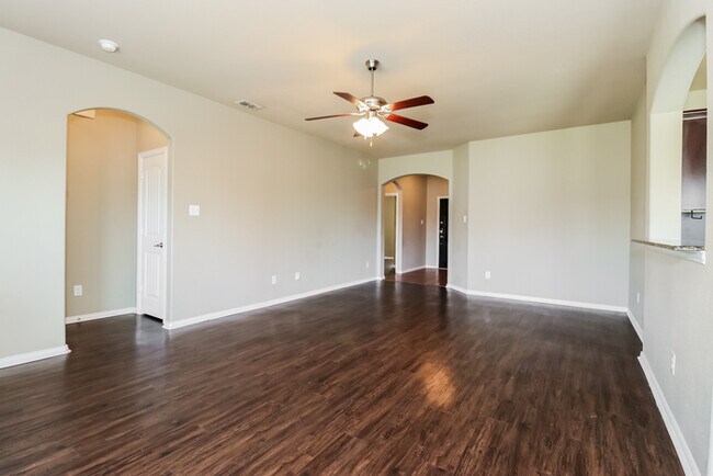 Building Photo - 7978 Los Alamitos Ln