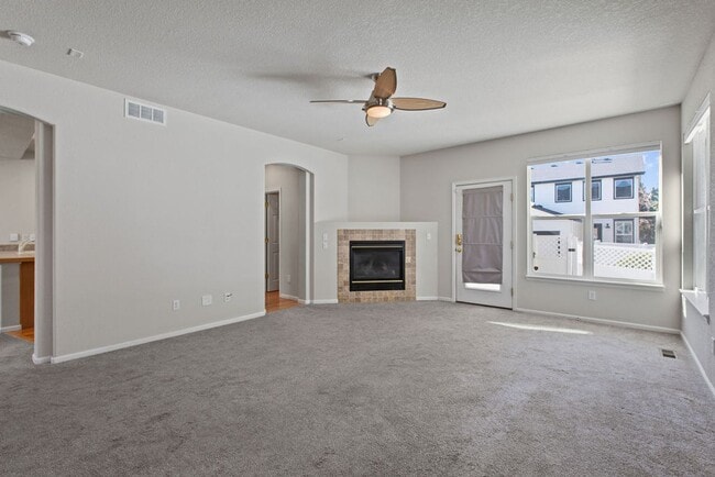 Building Photo - Beautiful 4 bedroom in Observatory Village