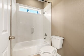 Building Photo - 3062 Lake Island Dr