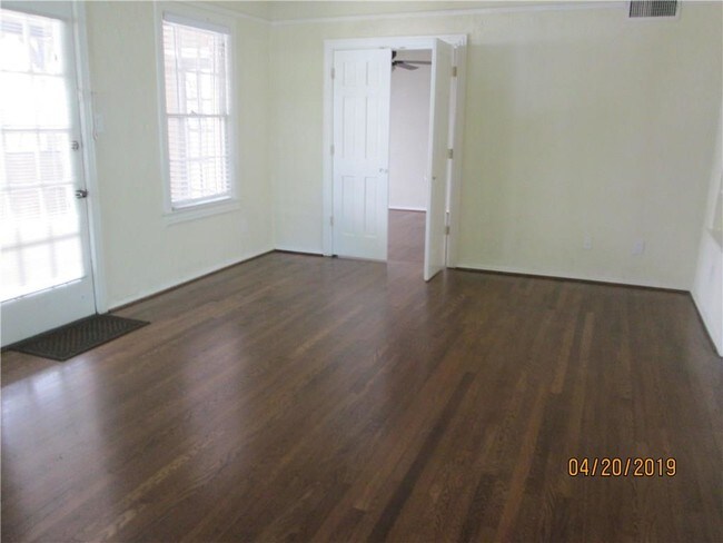 Building Photo - 4116 Hawthorne Ave