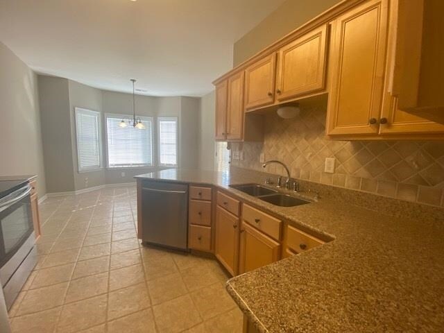 Foto del edificio - 10471 Ashboro Dr