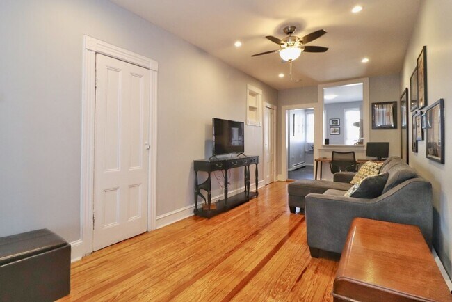 Foto del edificio - 372 7th St