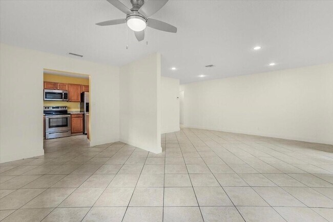 Foto del edificio - 10151 NW 35th St