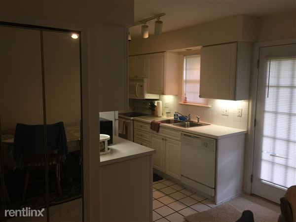 Building Photo - 6210 Beechfield Dr