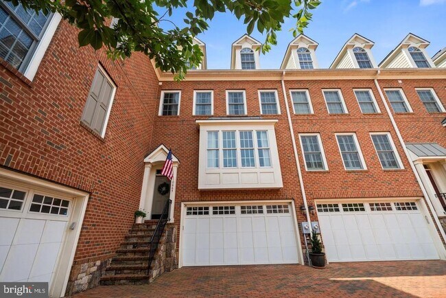 Foto del edificio - 10665 Yorktown Ct