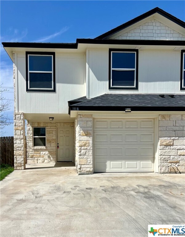 100 Sandstone Dr, Jarrell, TX 76537 Townhome Rentals in Jarrell TX