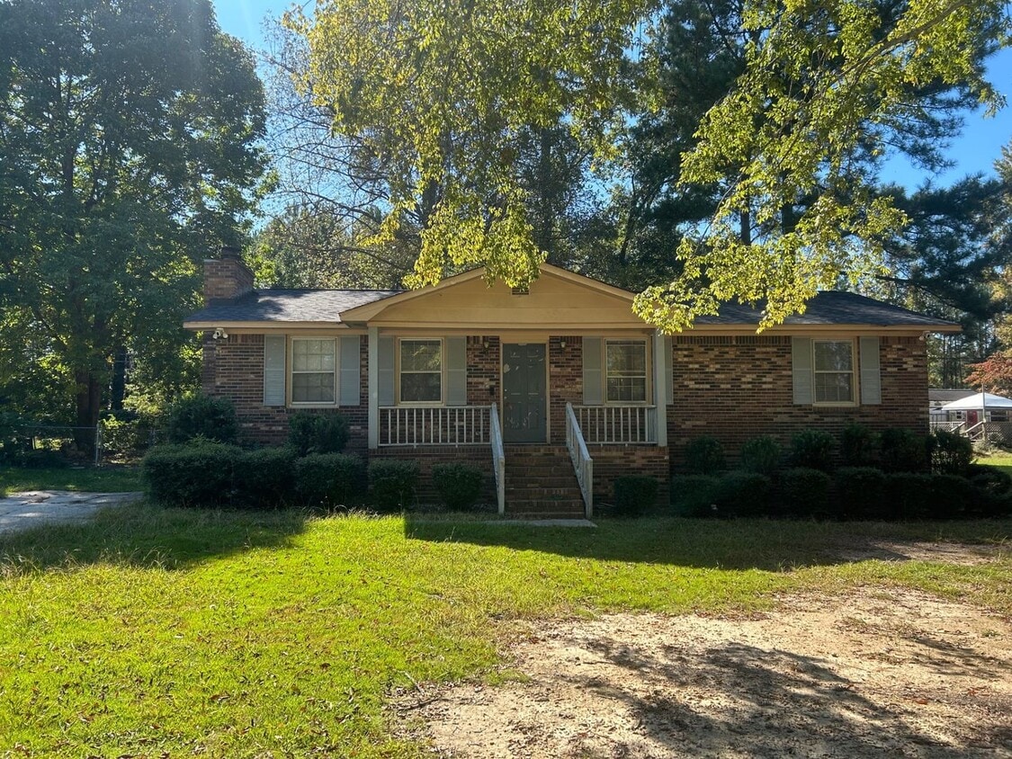 Primary Photo - 1961 Haviland Cir