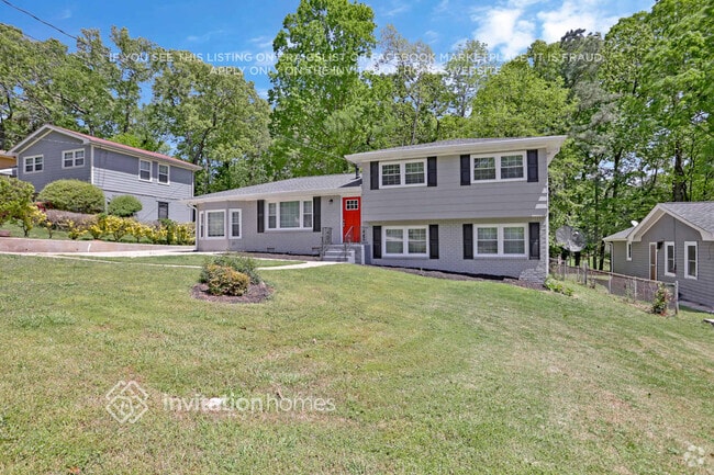 Building Photo - 2582 Hatfield Cir SE