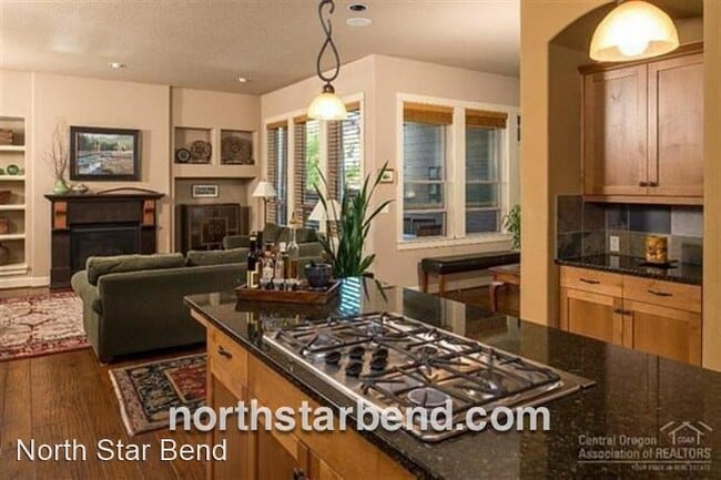 Building Photo - 4 br, 3 bath House - 19693 SW Harvard Pl