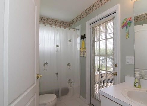 Foto del edificio - 8649 Manassas Rd