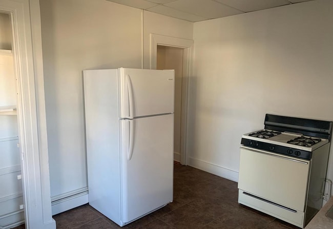 Foto del edificio - 667 E Philadelphia St