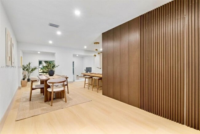 Photo - 1905 NW 62nd Terrace House