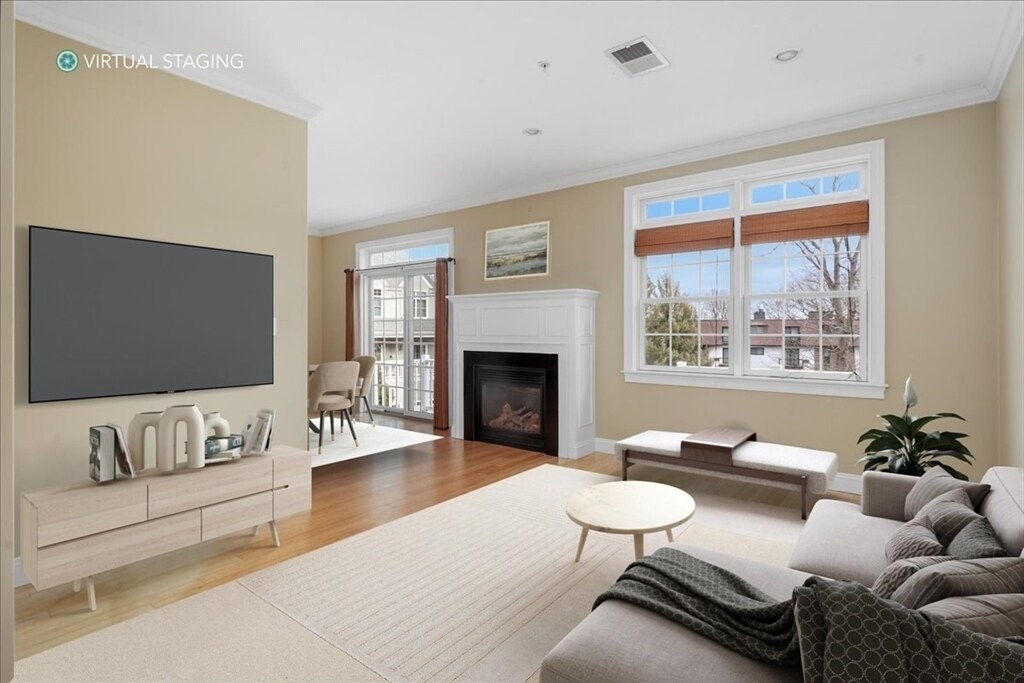 Primary Photo - 42 Rockway Ave