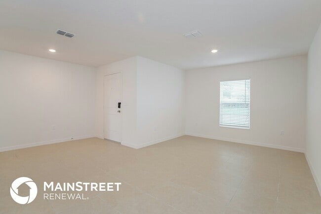 Foto del edificio - 1729 Canaan Lp