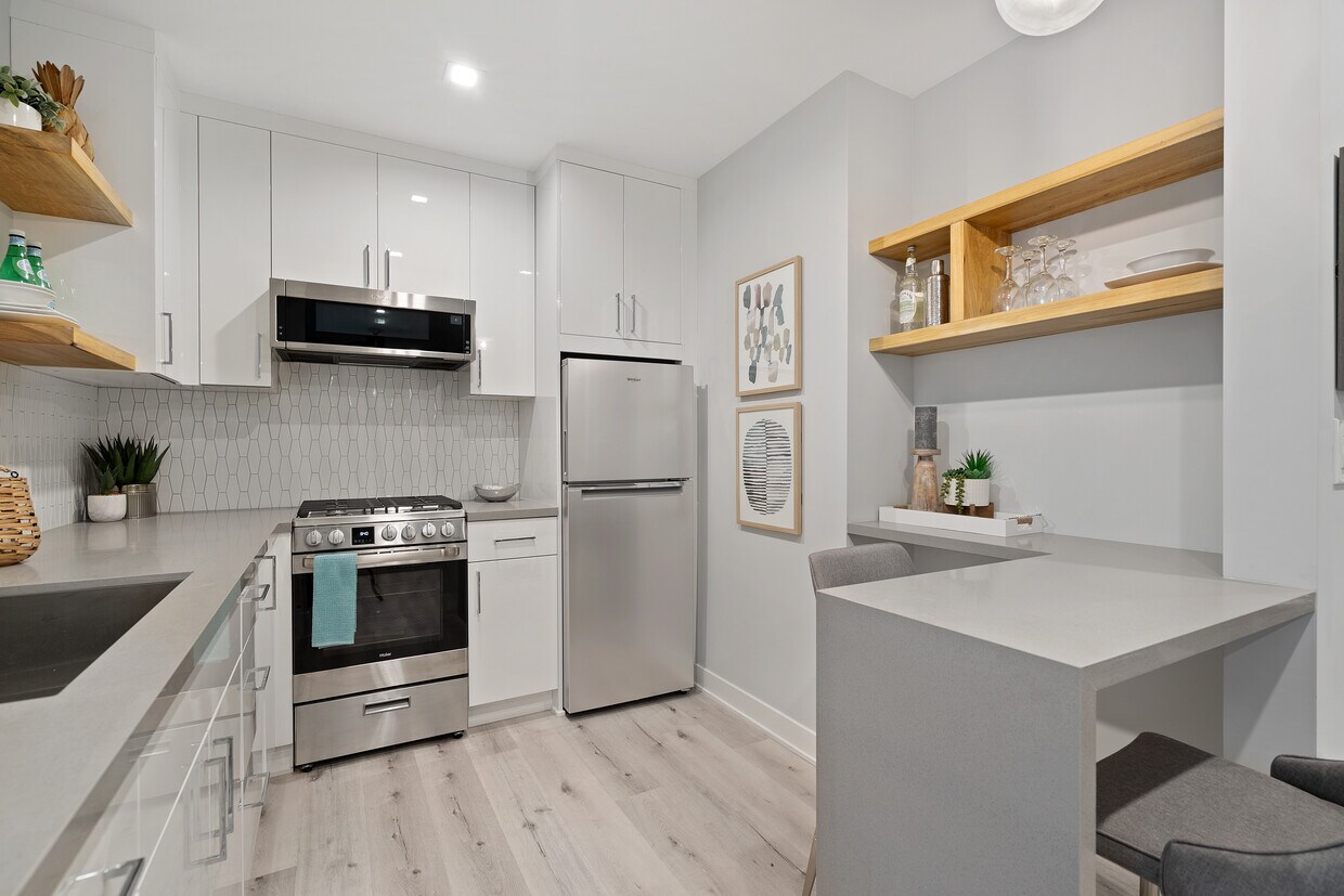 Palm View Village Apartments in Lawndale, CA