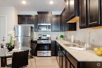 1BR 1BA - 687SF - The Reserve at Hudson Crossing