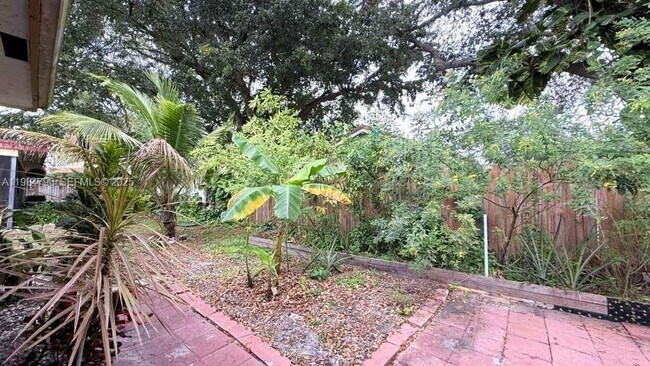 Foto del edificio - 2377 NW 123rd Ave