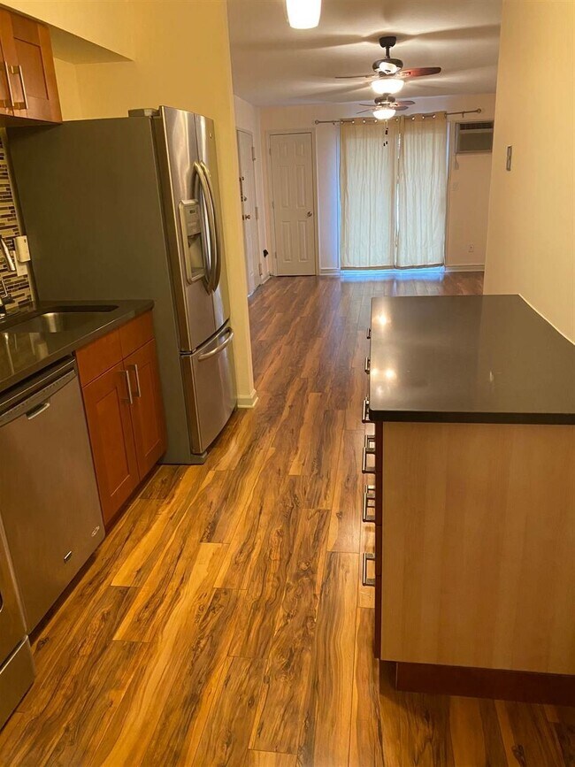 Foto del edificio - 127 68th St