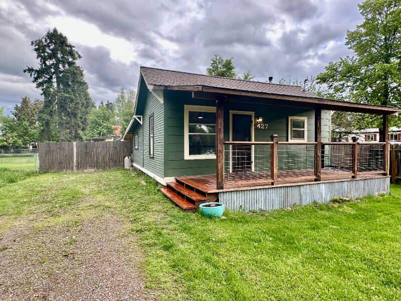 Primary Photo - 427 3rd St W