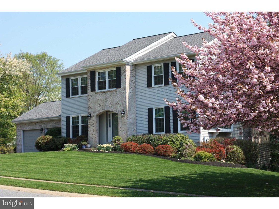 Primary Photo - 193 Fairhill Dr