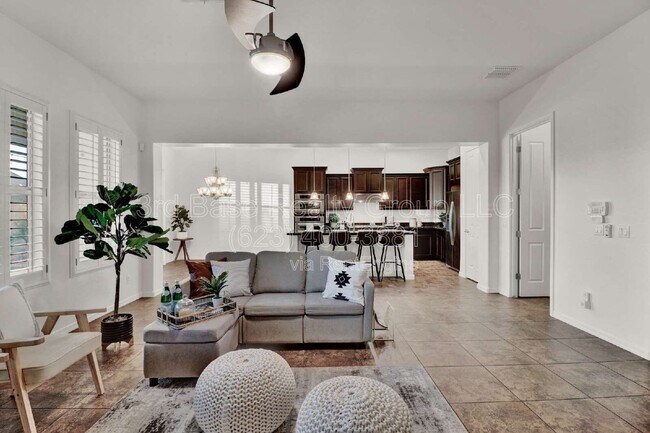 Foto del edificio - 20465 W Ridge Rd