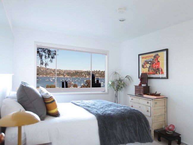 2nd bedroom - 434 Napa St